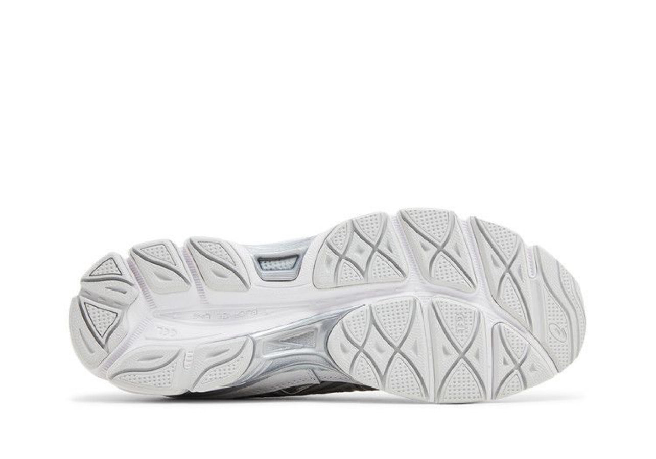 Gel-NYC “White Oyster Grey”