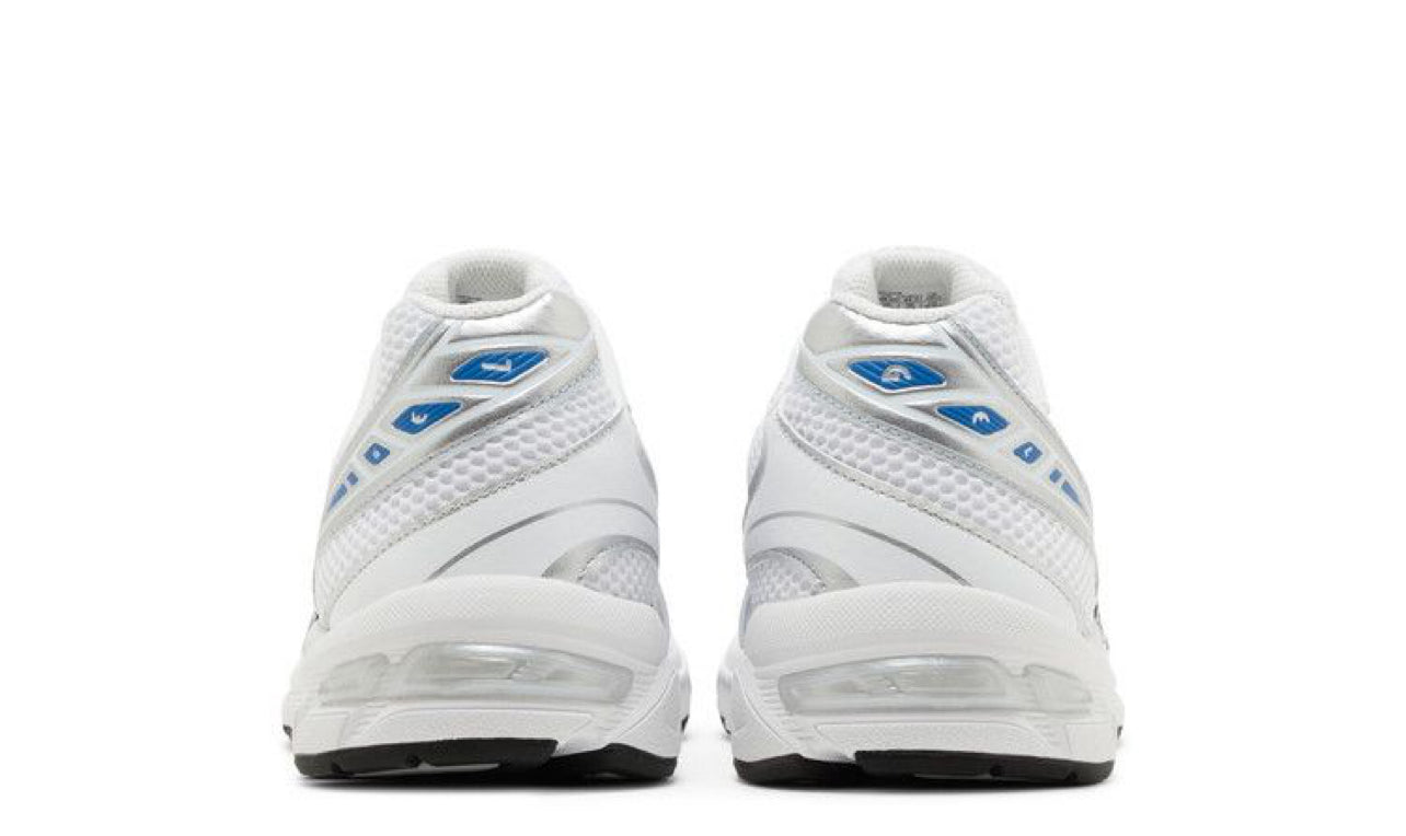 Gel-1130 “White Tuna Blue”