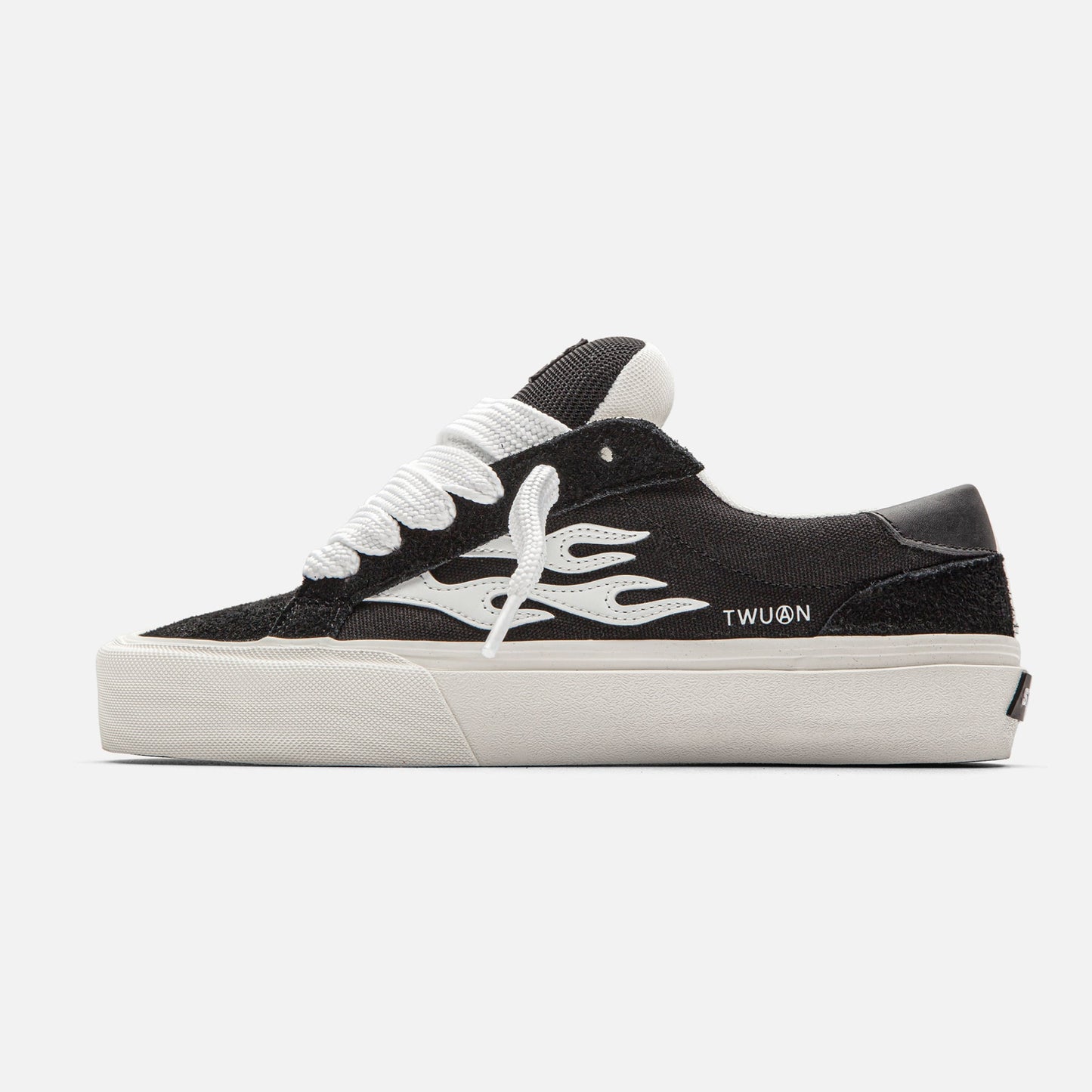 Logan Puff “Black”